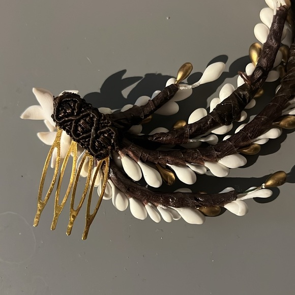 Bridal hair accessory - Picture 4 of 4